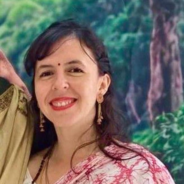 Retrato de Danielle Bera (Dayāvatī)